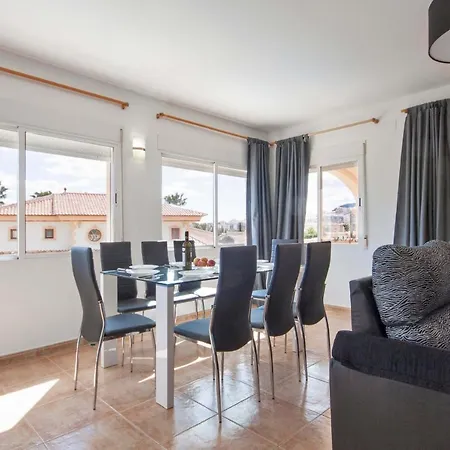 Senieta - Plusholidays Villa *